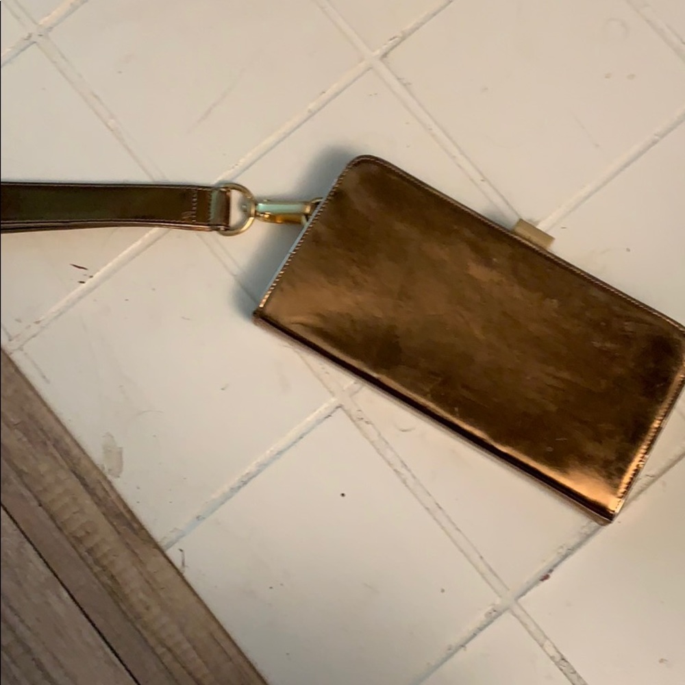 HOBO Unique Bronze Metallic Clutch